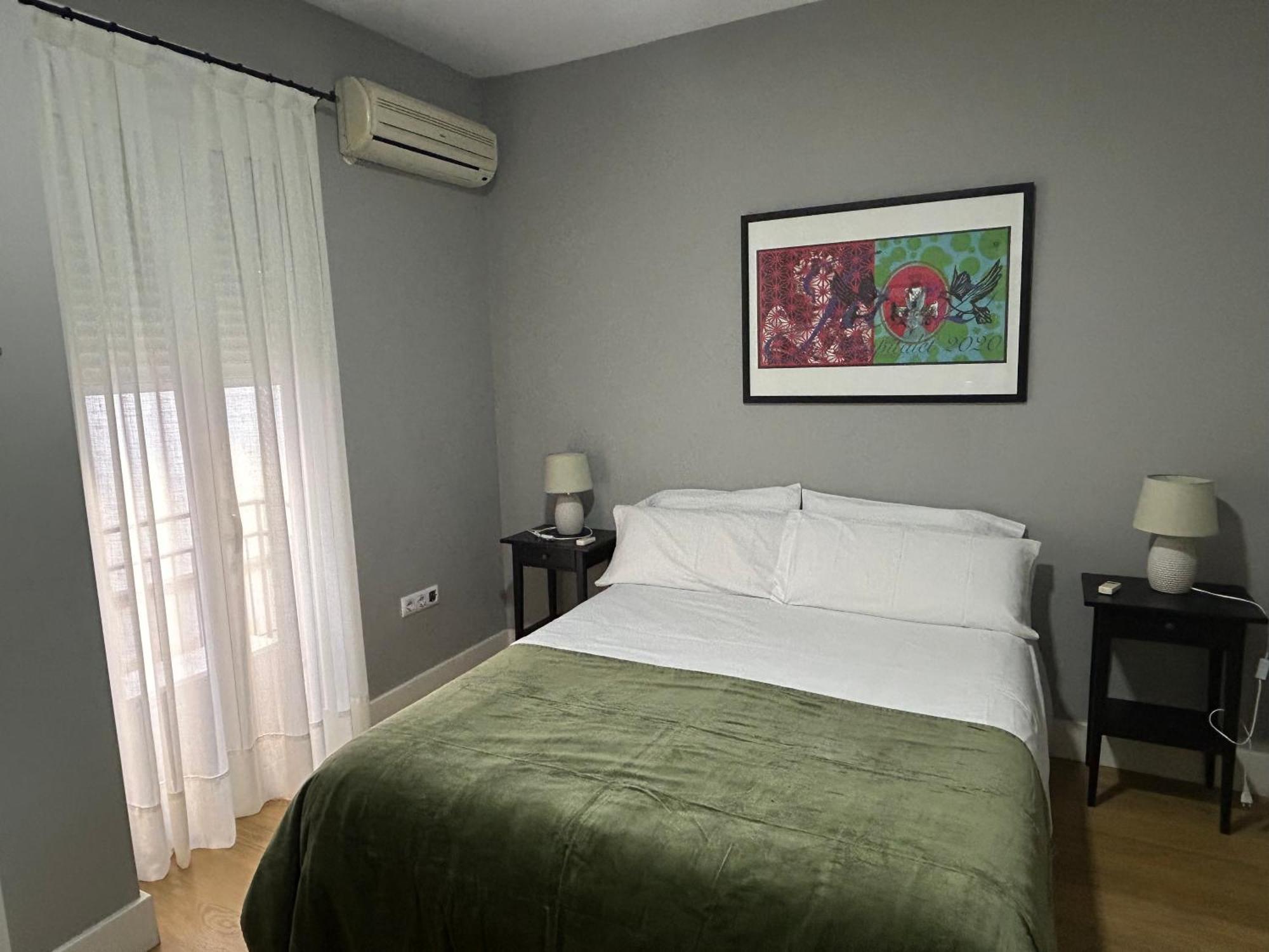 Piso Bonito Y Tranquilo En Plaza De La Magdalena Appartement